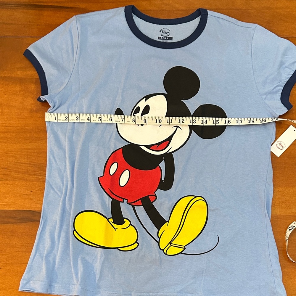 NWT Vintage Disney Mickey Mouse Graphic Tee Women's Size L - Picture 2 of 7